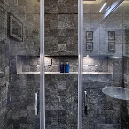 Glamorous And Alfama Riverview Apartman