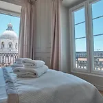 Apartment Glamorous And Alfama Riverview