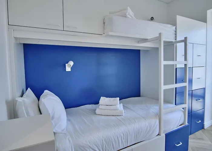 Glamorous And Alfama Riverview شقة