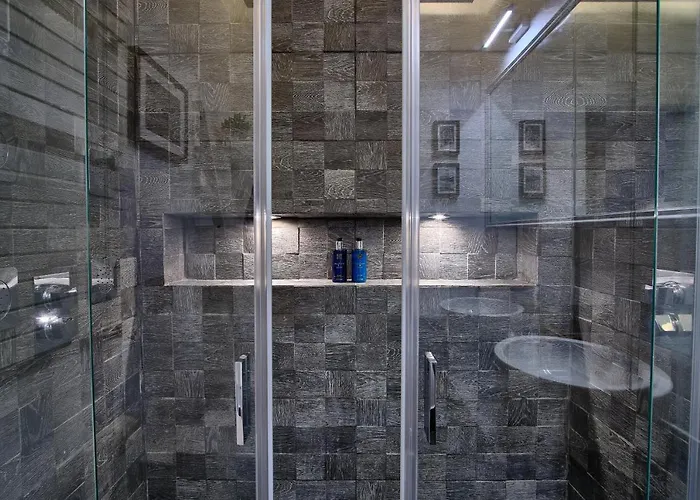 Glamorous And Alfama Riverview شقة